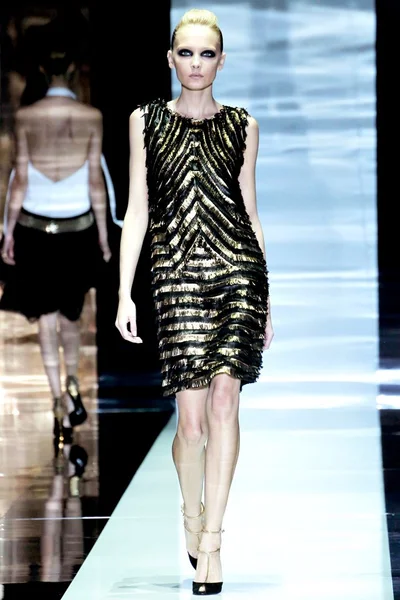 Look 26